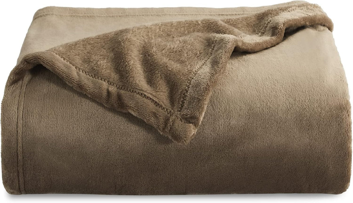 Bedsure GentleSoft Fleece King Size Blankets for Bed Grey - Soft Lightweight Plush Cozy Fuzzy Luxury Warm Spring Blanket Microfiber, Room Home Decor Gifts for Women and Men, 108x90 inches